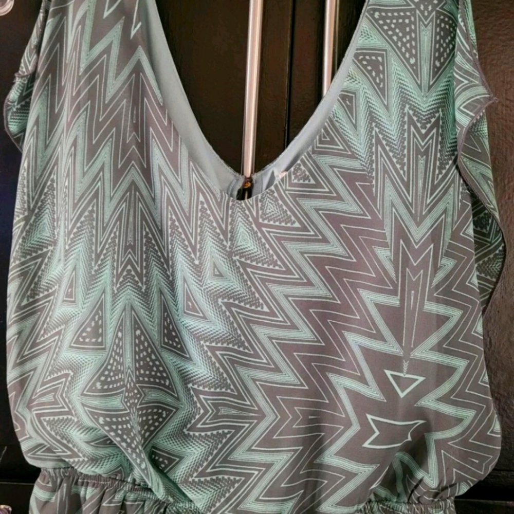 Womens Sz sm dress by Accidently in Love - Picture 3 of 6